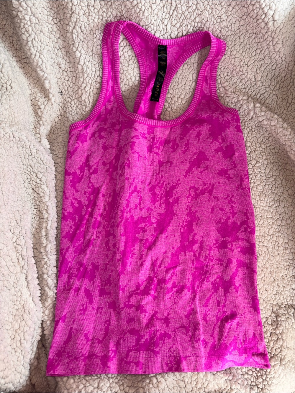 Stella Elyse Pink Camouflage Seamless Racerback Workout Tank Top L/XL